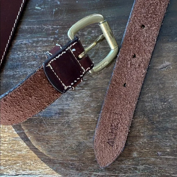 Vintage J Crew Classic,  Stitched Brown Leather Belt with solid brass Buckle - Picture 5 of 5
